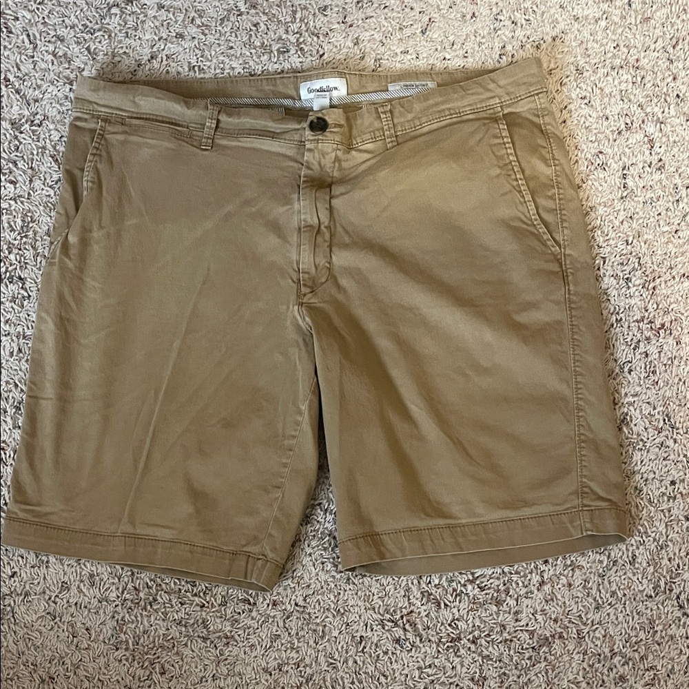 Goodfellow & Co Men's Khaki Flat Front Shorts